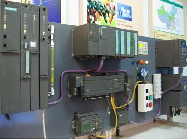 回收西门子电控柜|PLC控制柜